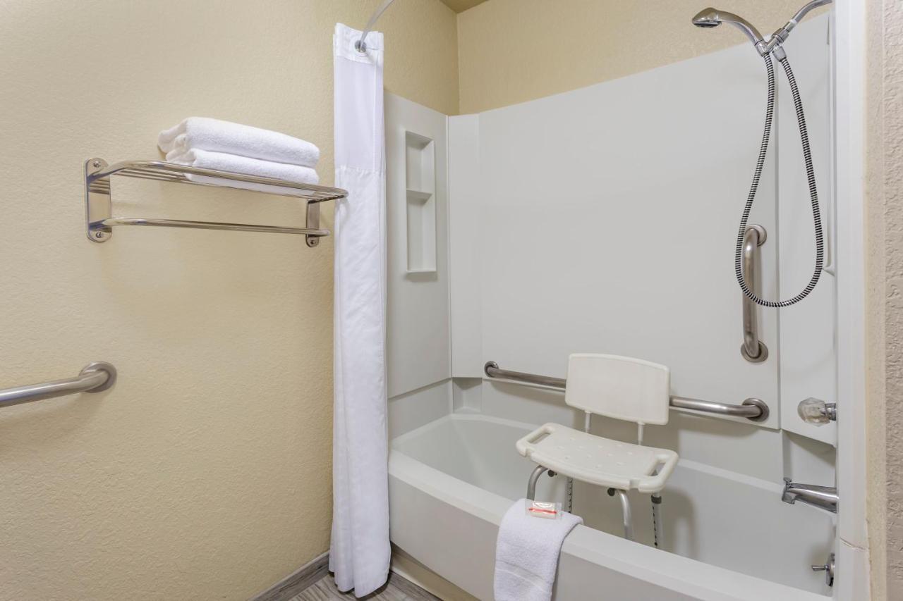 Silverstone Inn & Suites Spokane Valley Extérieur photo