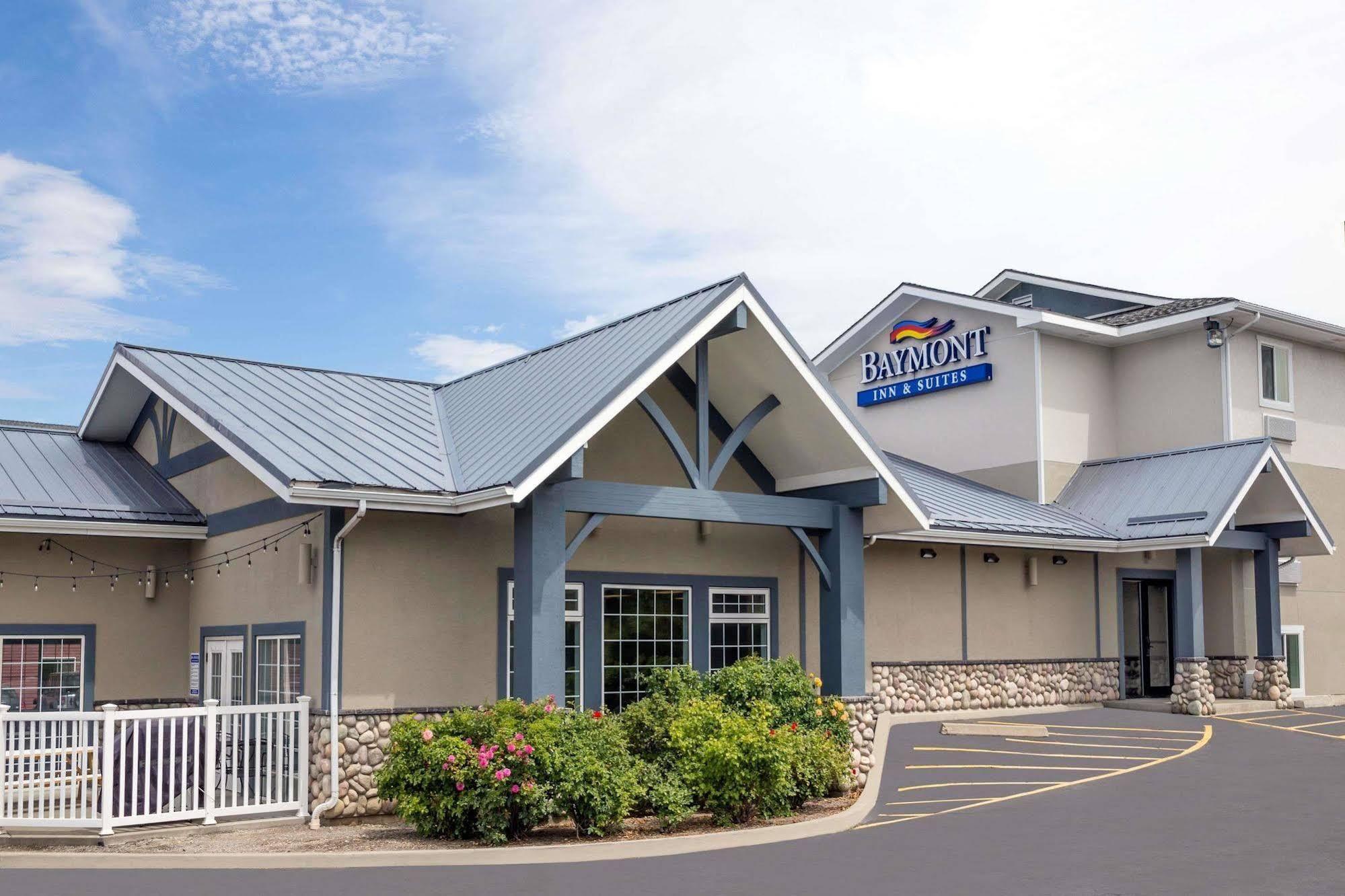 Silverstone Inn & Suites Spokane Valley Extérieur photo