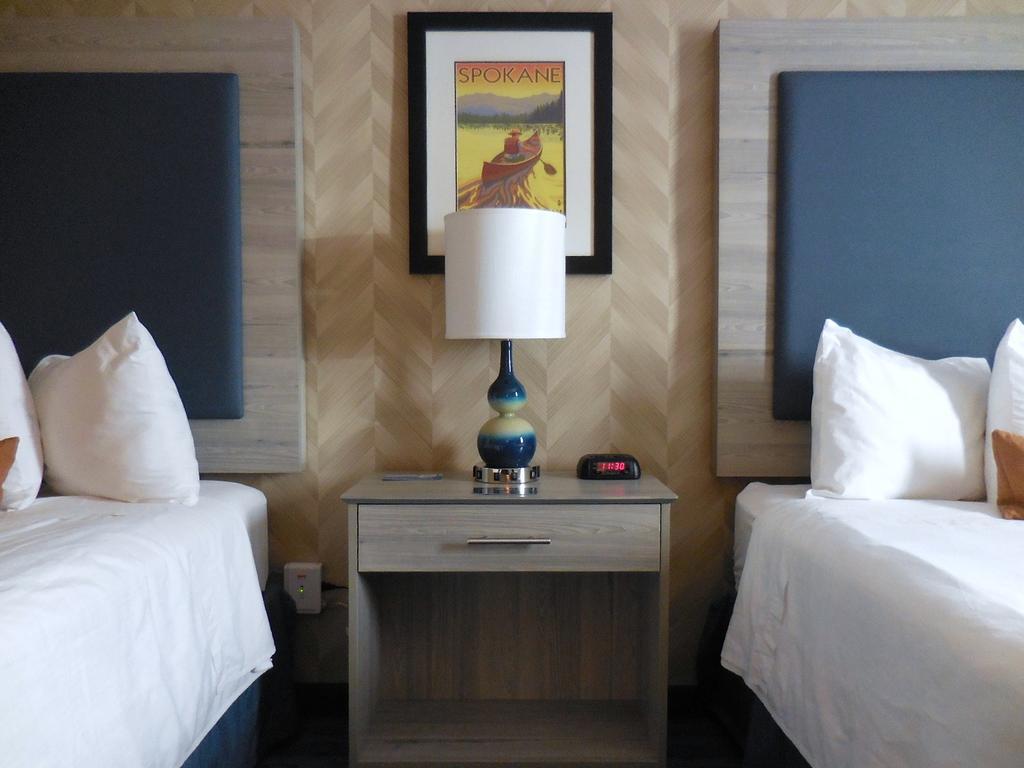 Silverstone Inn & Suites Spokane Valley Extérieur photo