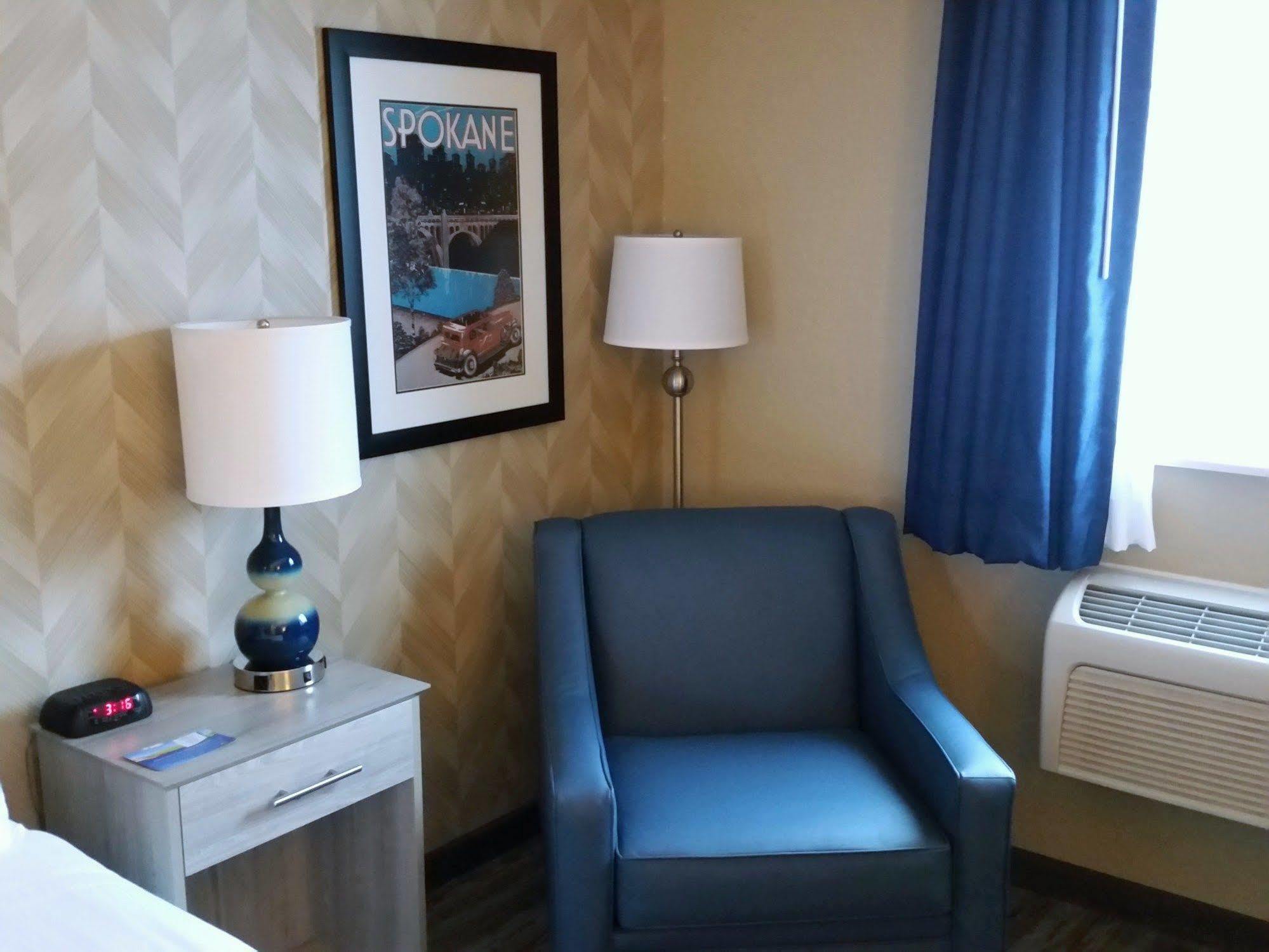 Silverstone Inn & Suites Spokane Valley Extérieur photo